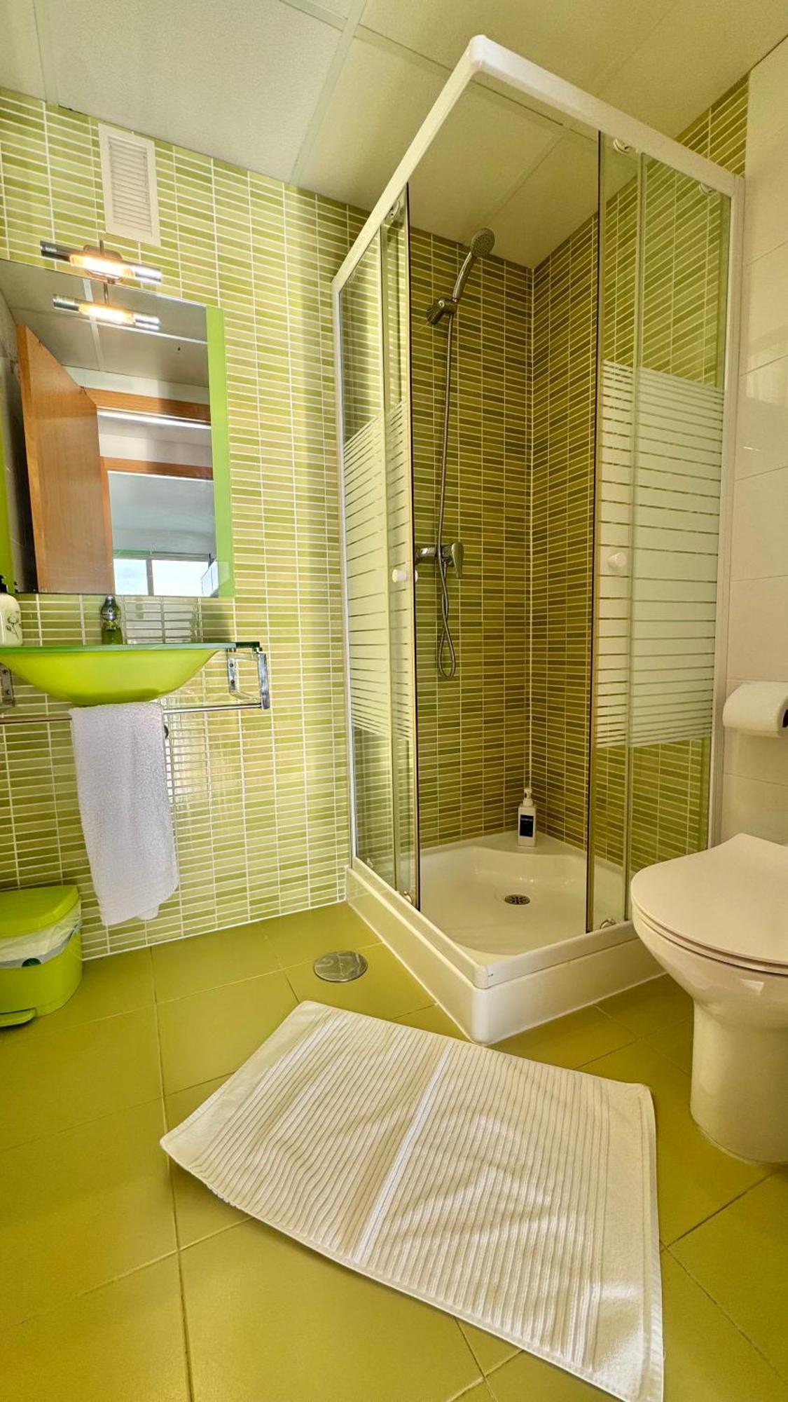Highrise Apartment With Stunning Views From Private Balcony 85 Μπένιντορμ Εξωτερικό φωτογραφία
