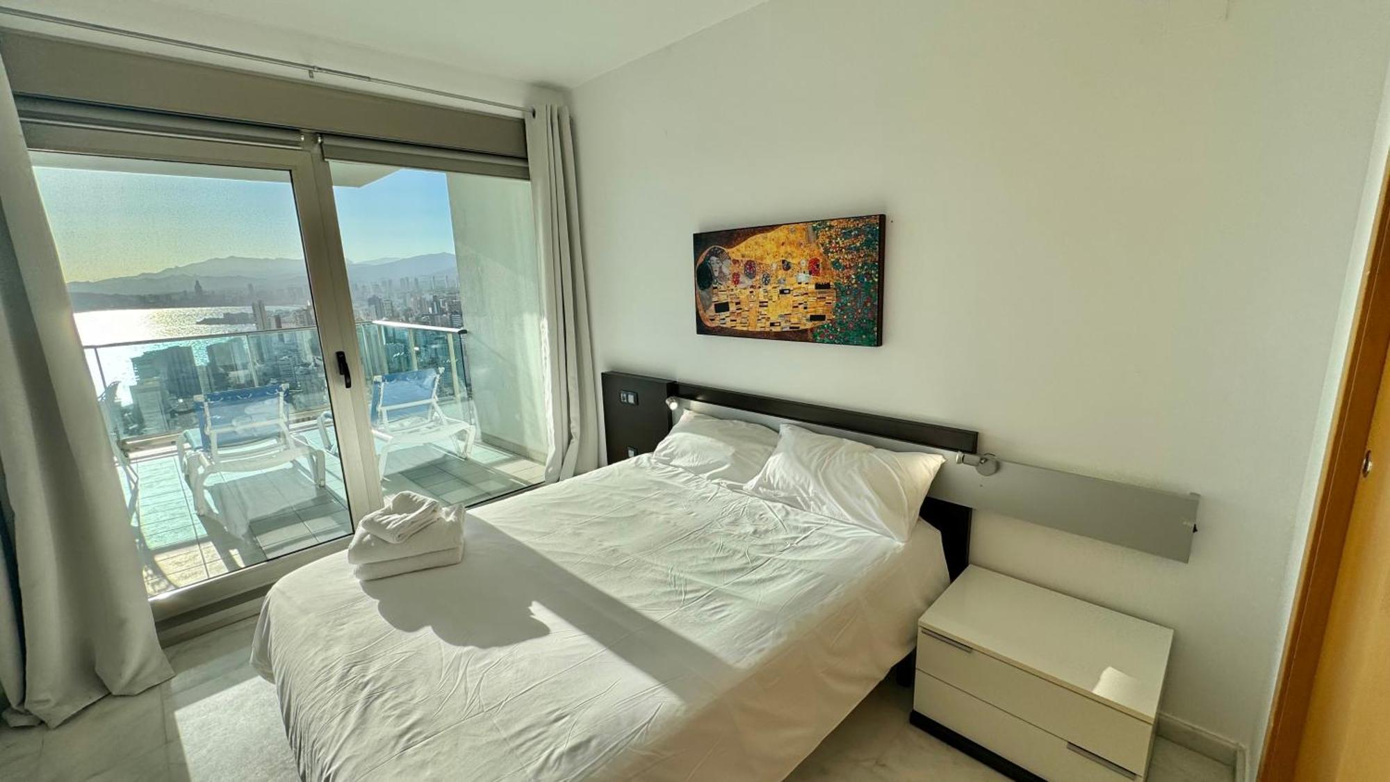 Highrise Apartment With Stunning Views From Private Balcony 85 Μπένιντορμ Εξωτερικό φωτογραφία