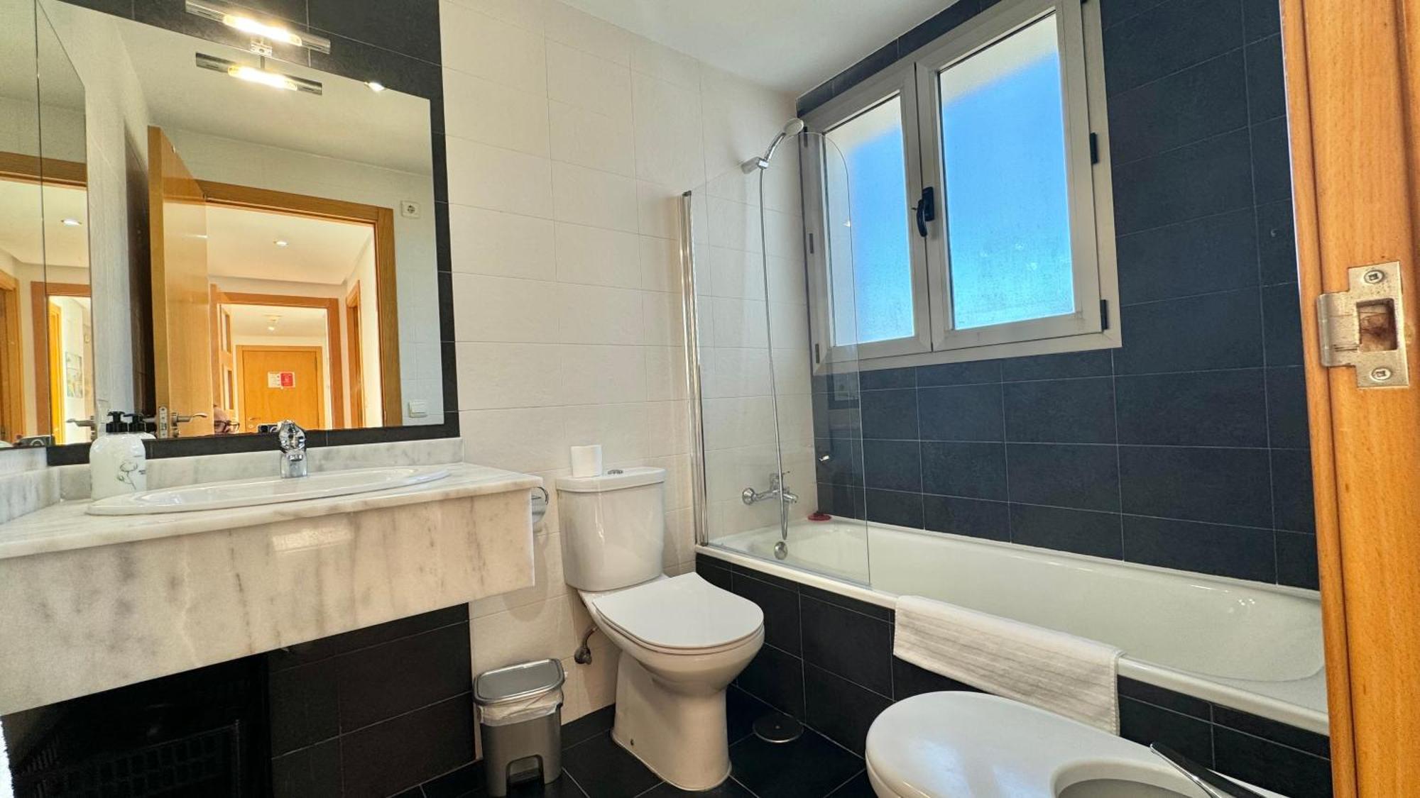Highrise Apartment With Stunning Views From Private Balcony 85 Μπένιντορμ Εξωτερικό φωτογραφία